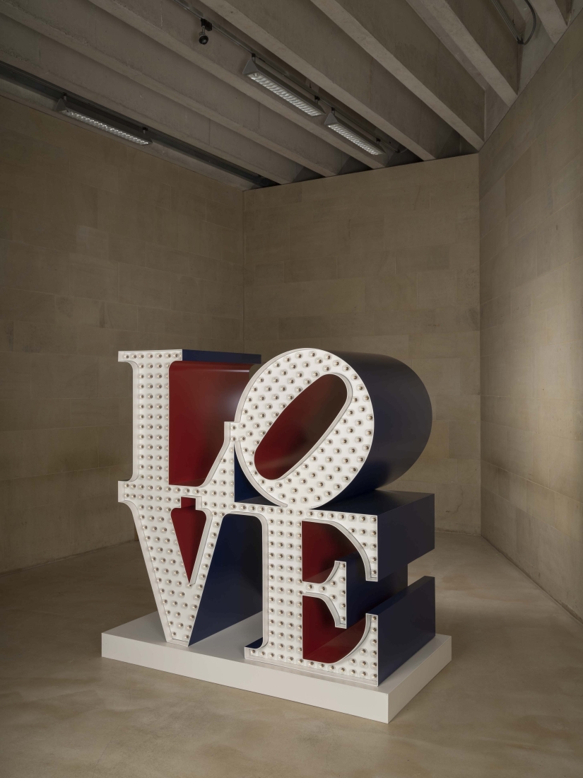 Robert Indiana's sculpture Electric LOVE in the exhibition  Robert Indiana: Sculpture 1958–2018