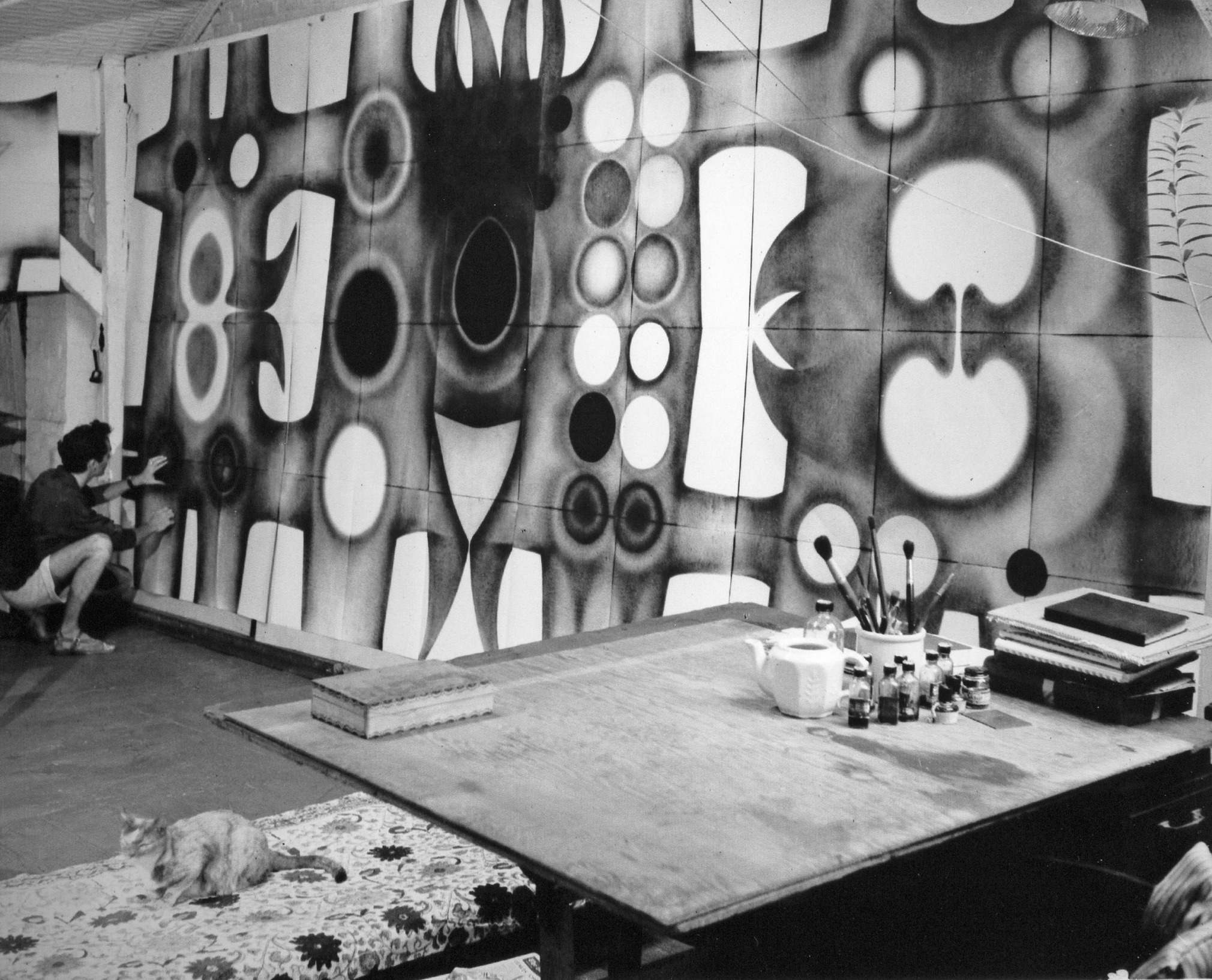 Indiana working on Stavrosis in his studio, ca. 1958
